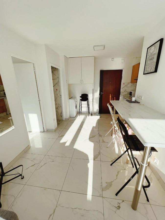 Apartment Near Subway And Supermarket Paris Extérieur photo