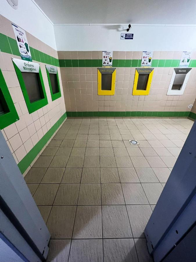 Apartment Near Subway And Supermarket Paris Extérieur photo