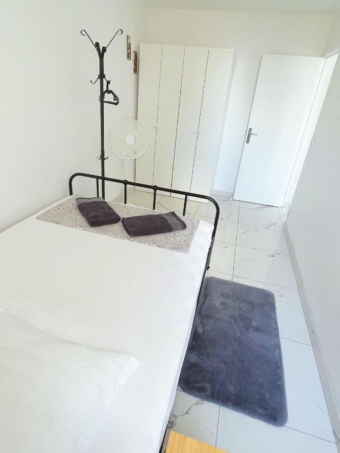 Apartment Near Subway And Supermarket Paris Extérieur photo